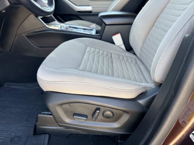 Certified 2020 Ford Explorer XLT w/ Comfort Package RWD image 18