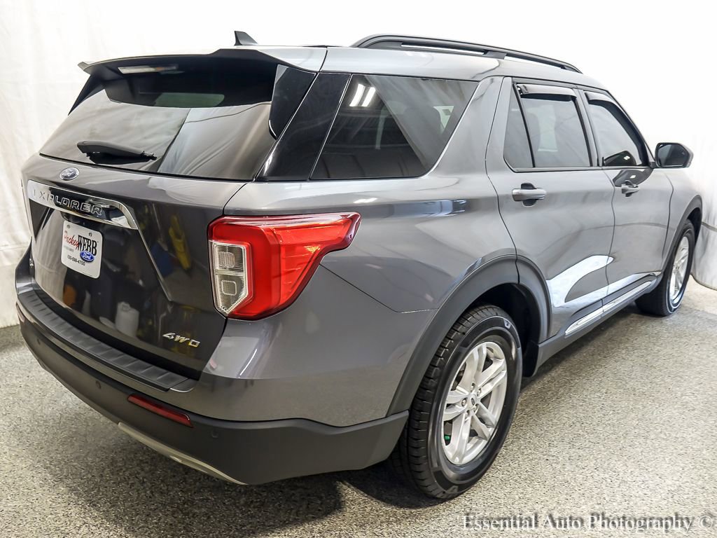 Certified 2021 Ford Explorer XLT w/ Equipment Group 202A AWD/4WD image 7