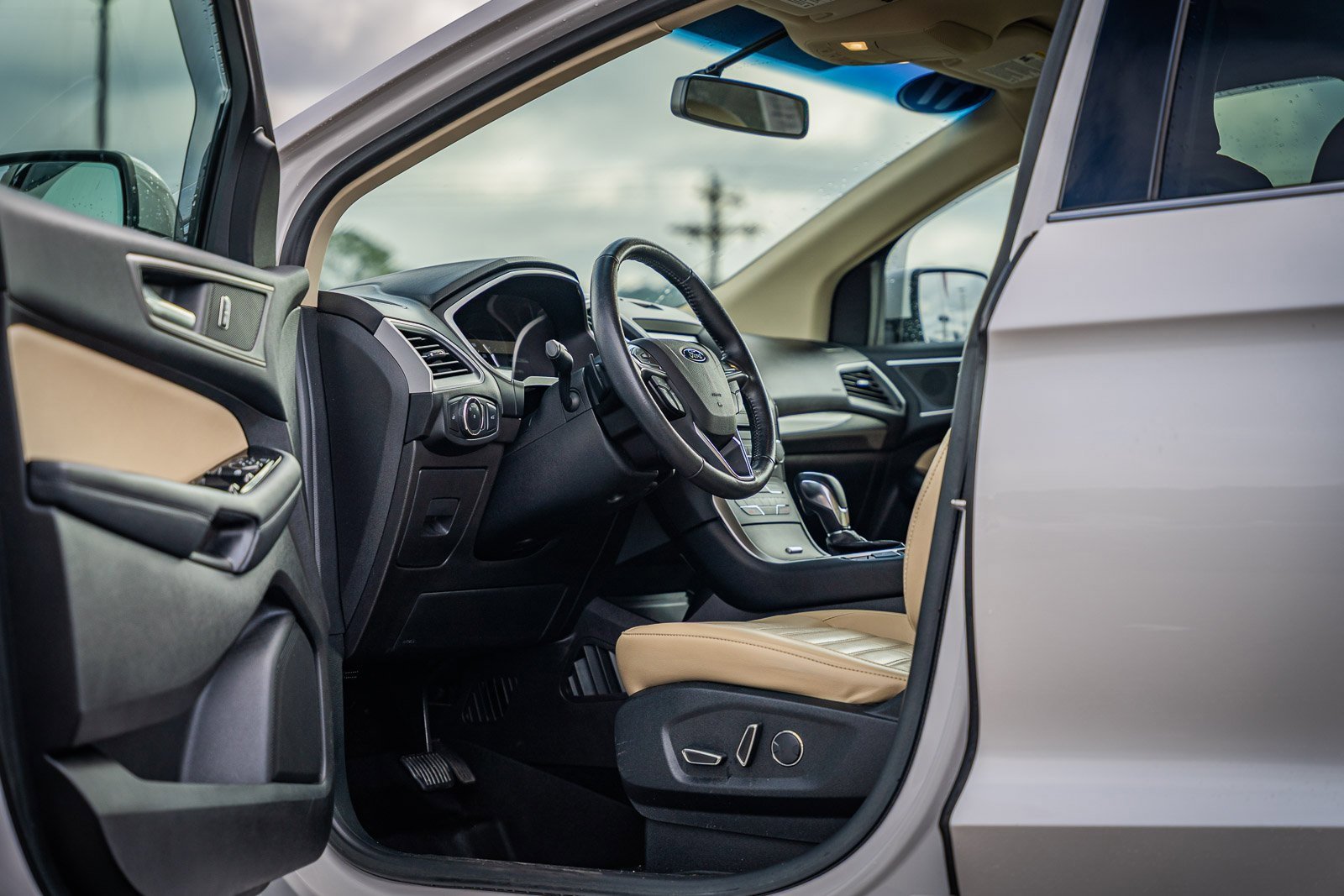 Certified 2017 Ford Edge SEL w/ Equipment Group 201A image 17