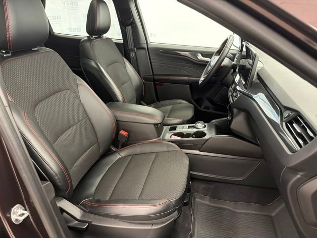 Certified 2023 Ford Escape ST-Line w/ Tech Pack #1 AWD/4WD image 35
