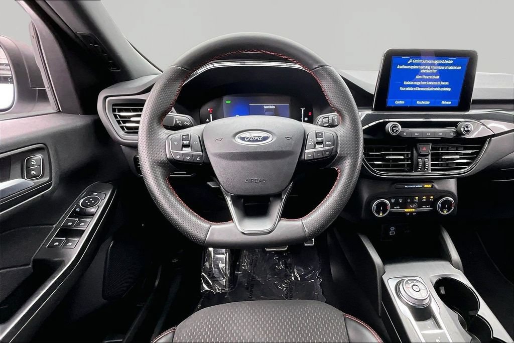 Certified 2023 Ford Escape ST-Line w/ Equipment Group 301A FWD image 5
