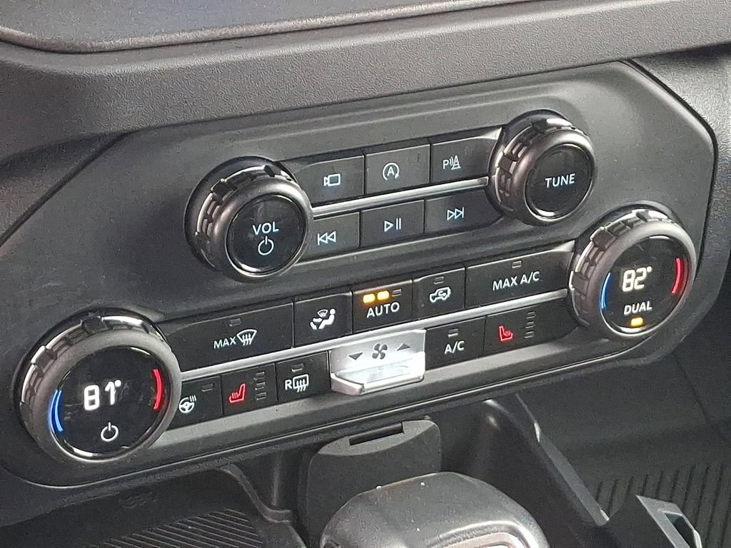 Certified 2025 Ford Bronco Badlands AWD/4WD image 16