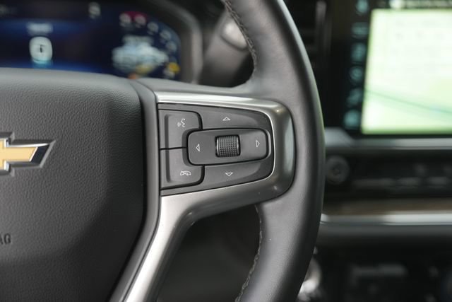 Used 2025 Chevrolet Silverado 3500 LT image 23