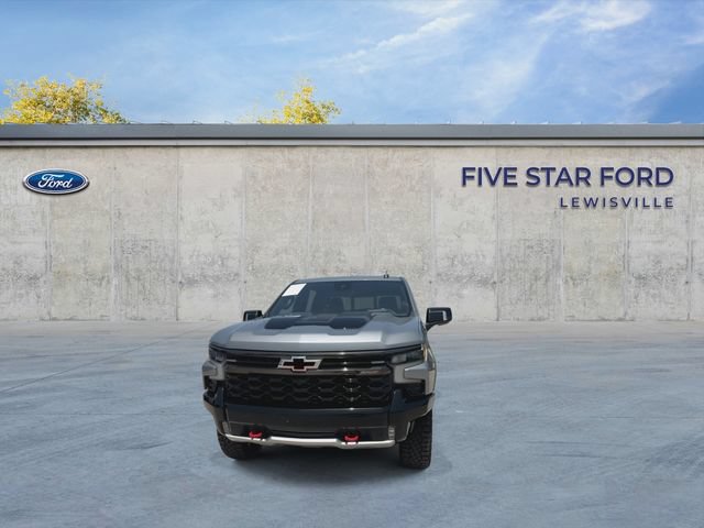 Used 2023 Chevrolet Silverado 1500 ZR2 w/ Technology Package AWD/4WD image 3
