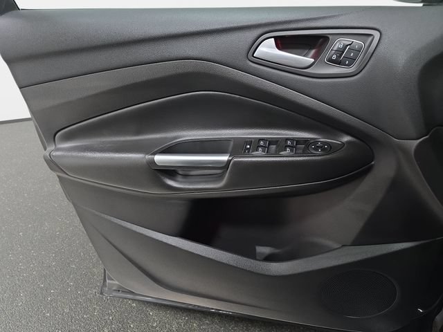 Certified 2017 Ford Escape Titanium AWD/4WD image 26