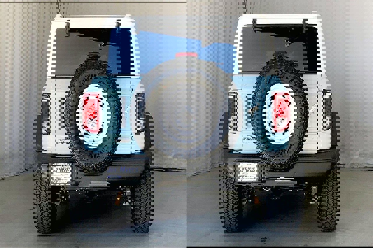 Certified 2025 Ford Bronco Heritage Edition image 4