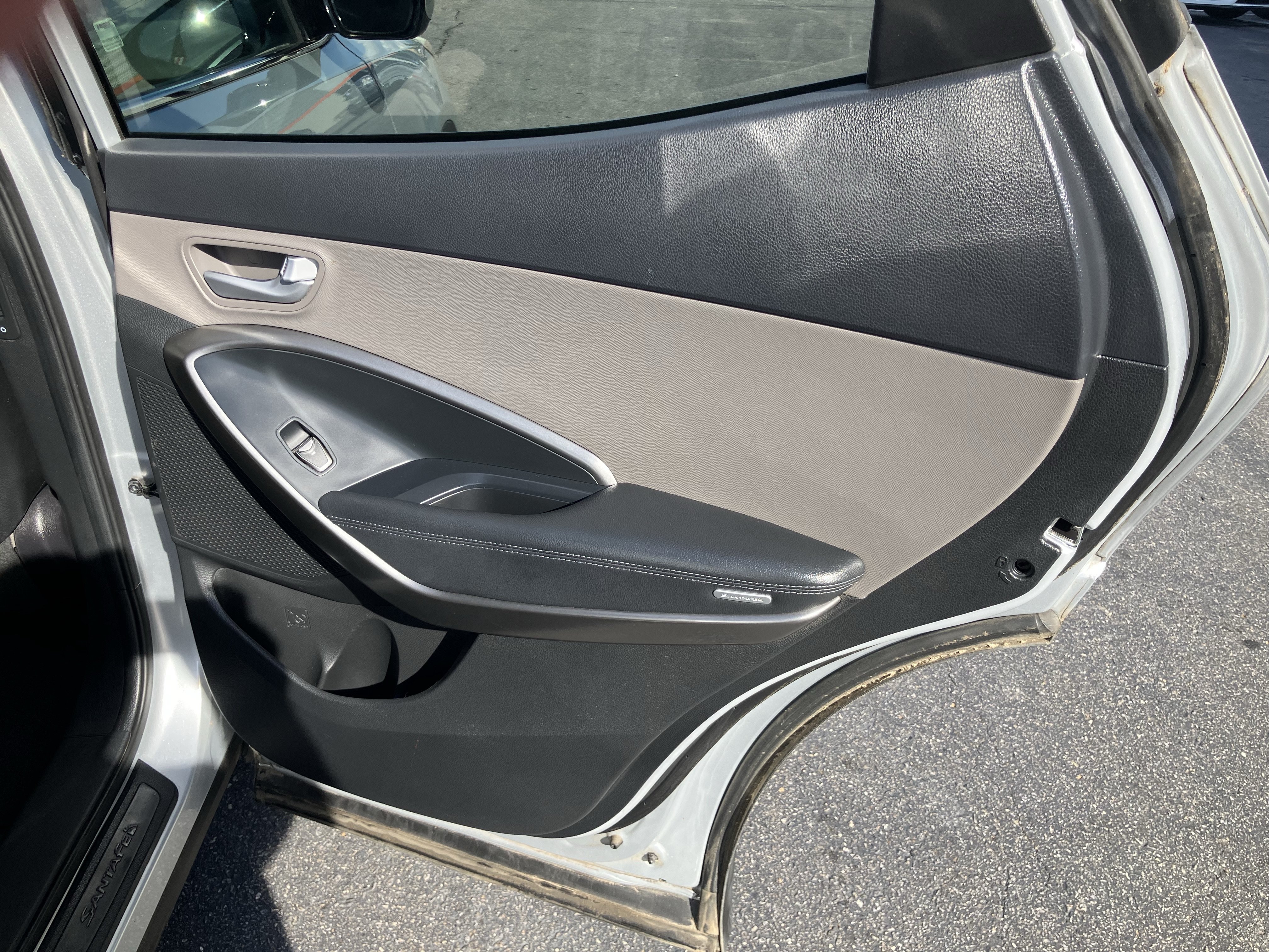 Used 2018 Hyundai Santa Fe Sport w/ 2.4L Value Package 02 FWD image 15