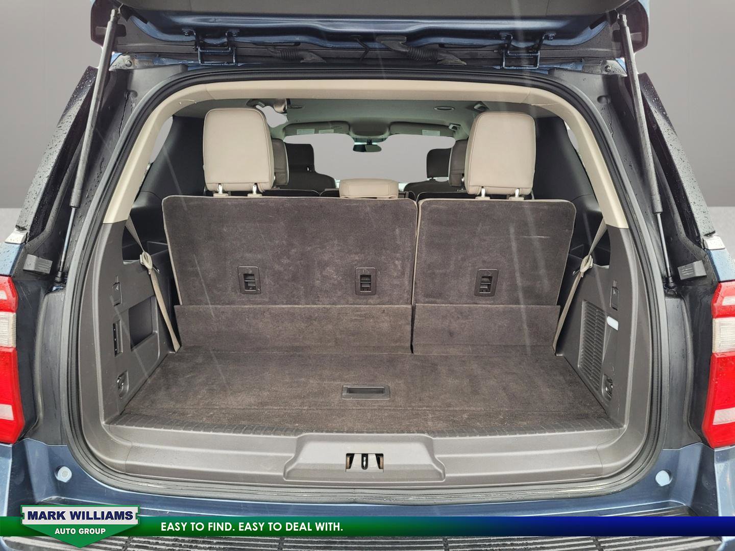 Certified 2019 Ford Expedition XLT w/ Equipment Group 201A image 31