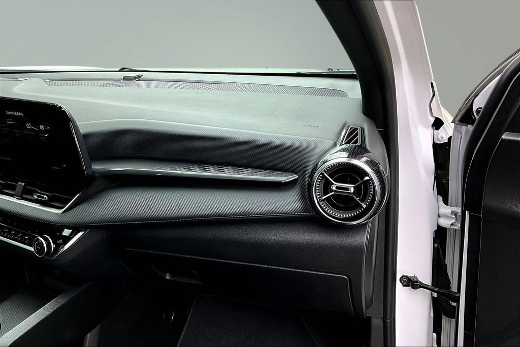 Used 2025 Chevrolet Equinox LT AWD/4WD image 26
