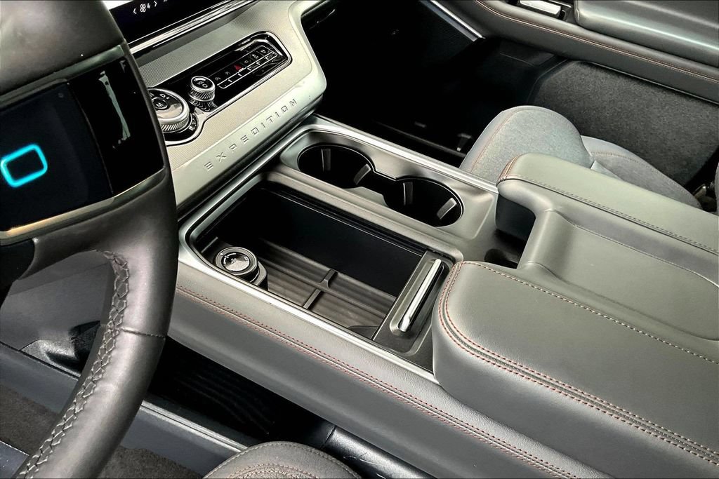 Certified 2025 Ford Expedition Active RWD image 20