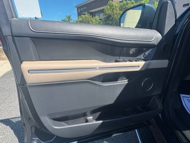 Certified 2023 Ford Expedition Max Limited AWD/4WD image 9