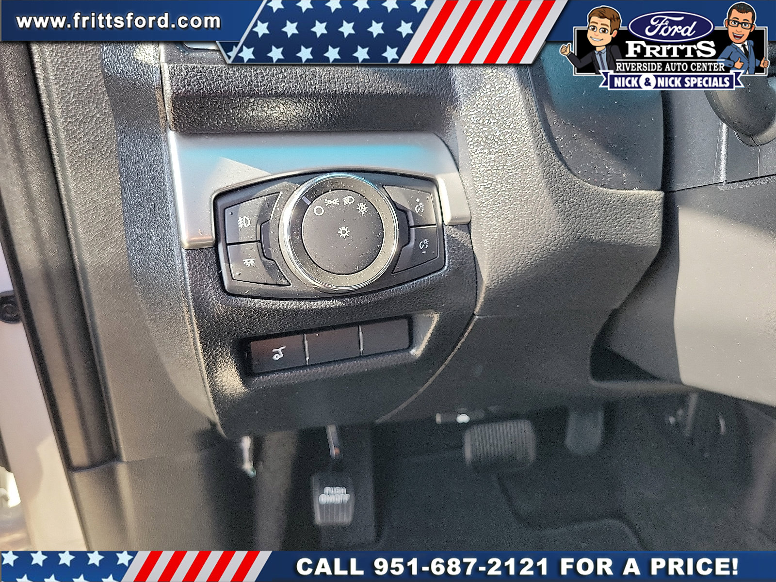 Certified 2017 Ford Explorer XLT w/ Equipment Group 202A FWD image 12