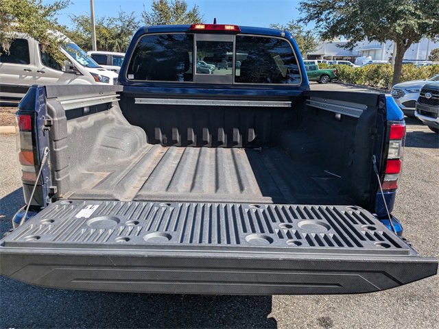 Used 2022 Nissan Frontier SV image 12