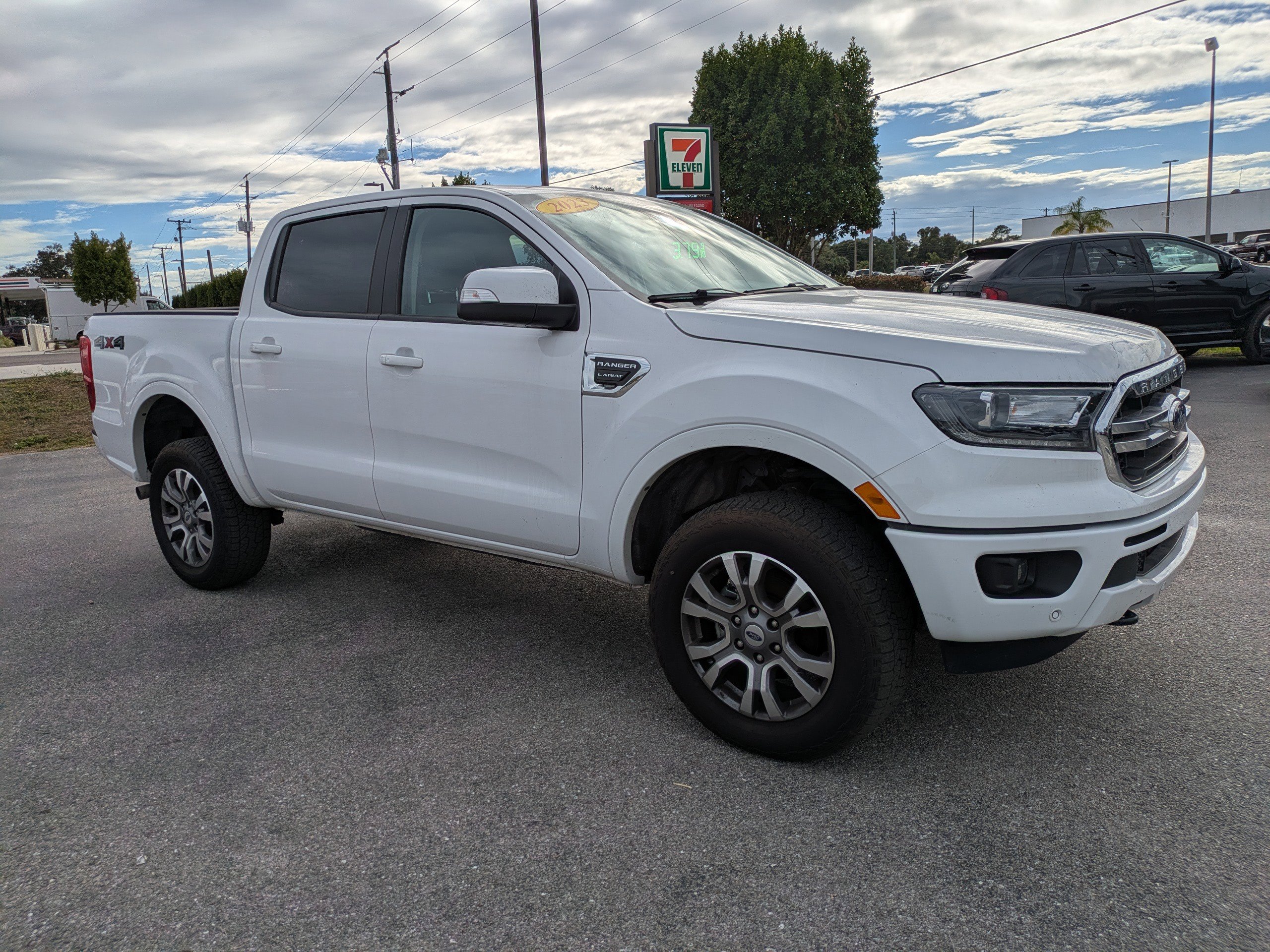 Certified 2023 Ford Ranger Lariat w/ Technology Package image 2