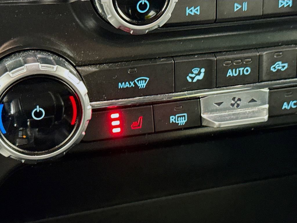 Certified 2022 Ford F150 XLT w/ Equipment Group 302A High image 22