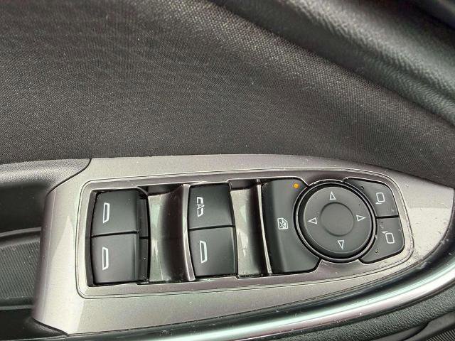 Used 2018 Chevrolet Malibu LT image 18