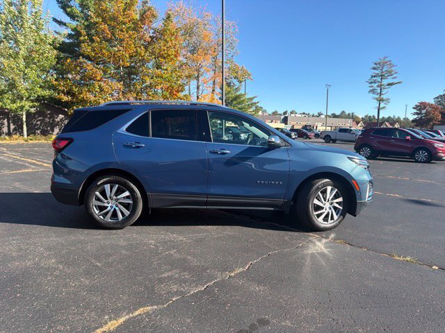 Used 2024 Chevrolet Equinox Premier AWD/4WD image 11