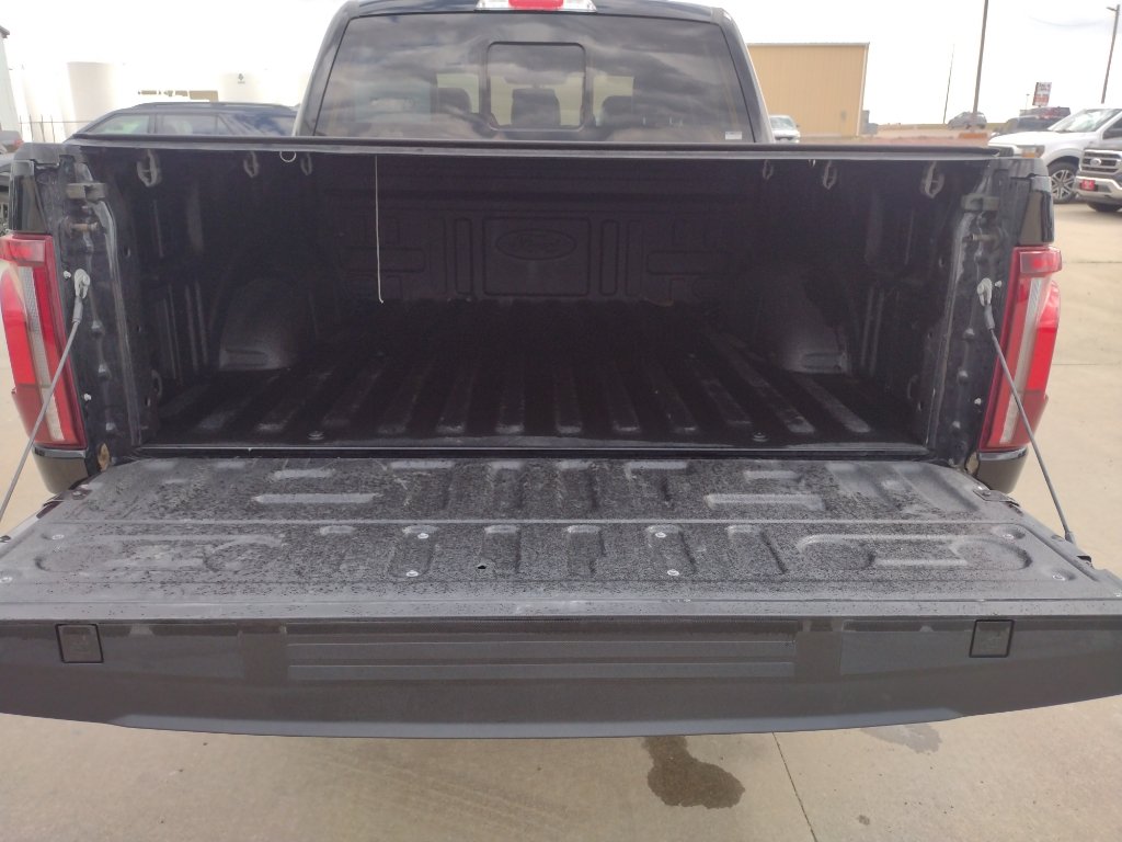 Certified 2024 Ford F150 Lariat w/ Tow/Haul Package AWD/4WD image 8