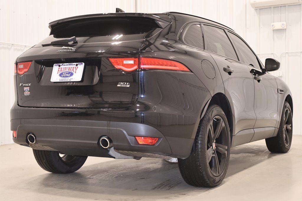 Used 2018 Jaguar F-PACE Premium image 6