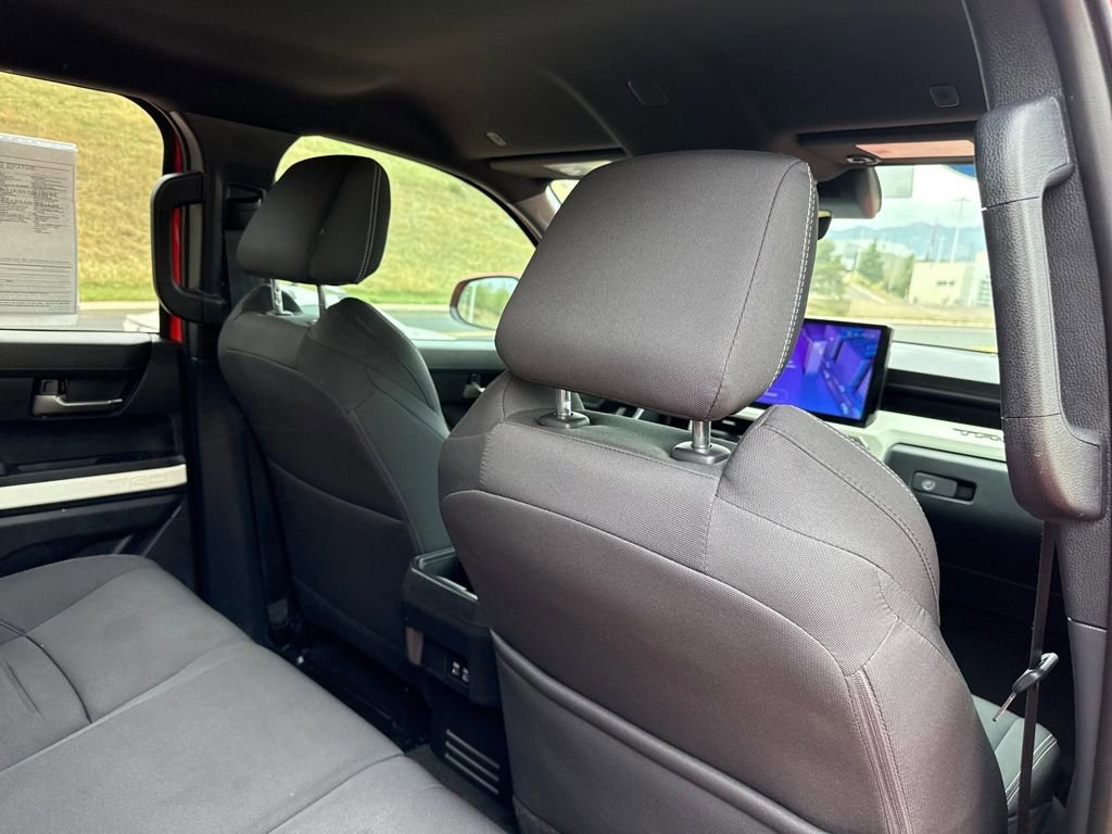 Used 2024 Toyota Tacoma TRD Off-Road AWD/4WD image 26