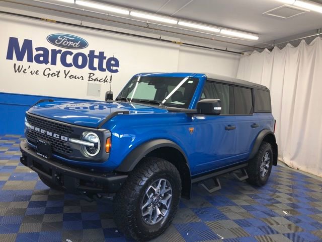 Certified 2024 Ford Bronco Badlands image 1