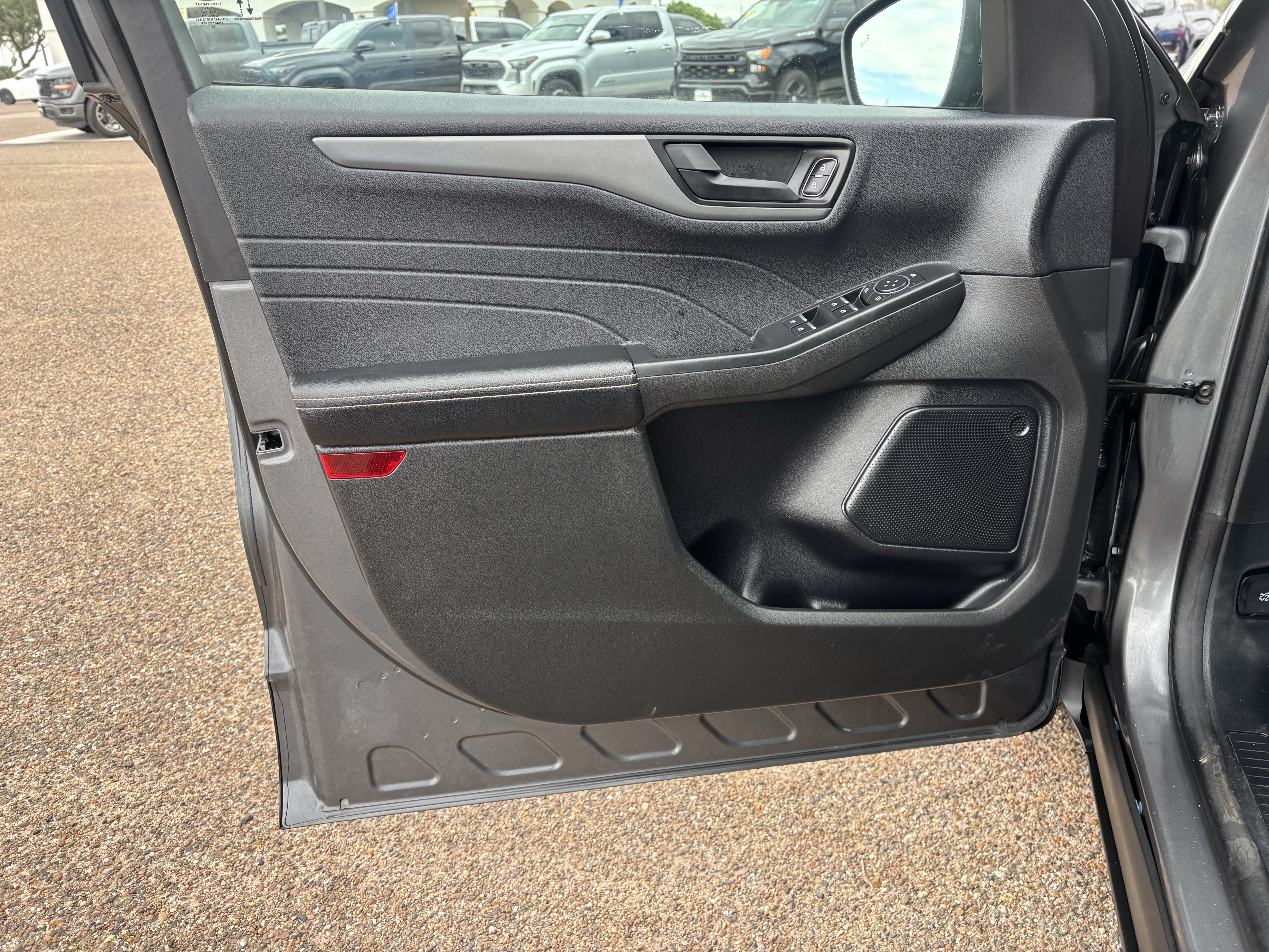 Certified 2023 Ford Escape Active FWD image 9