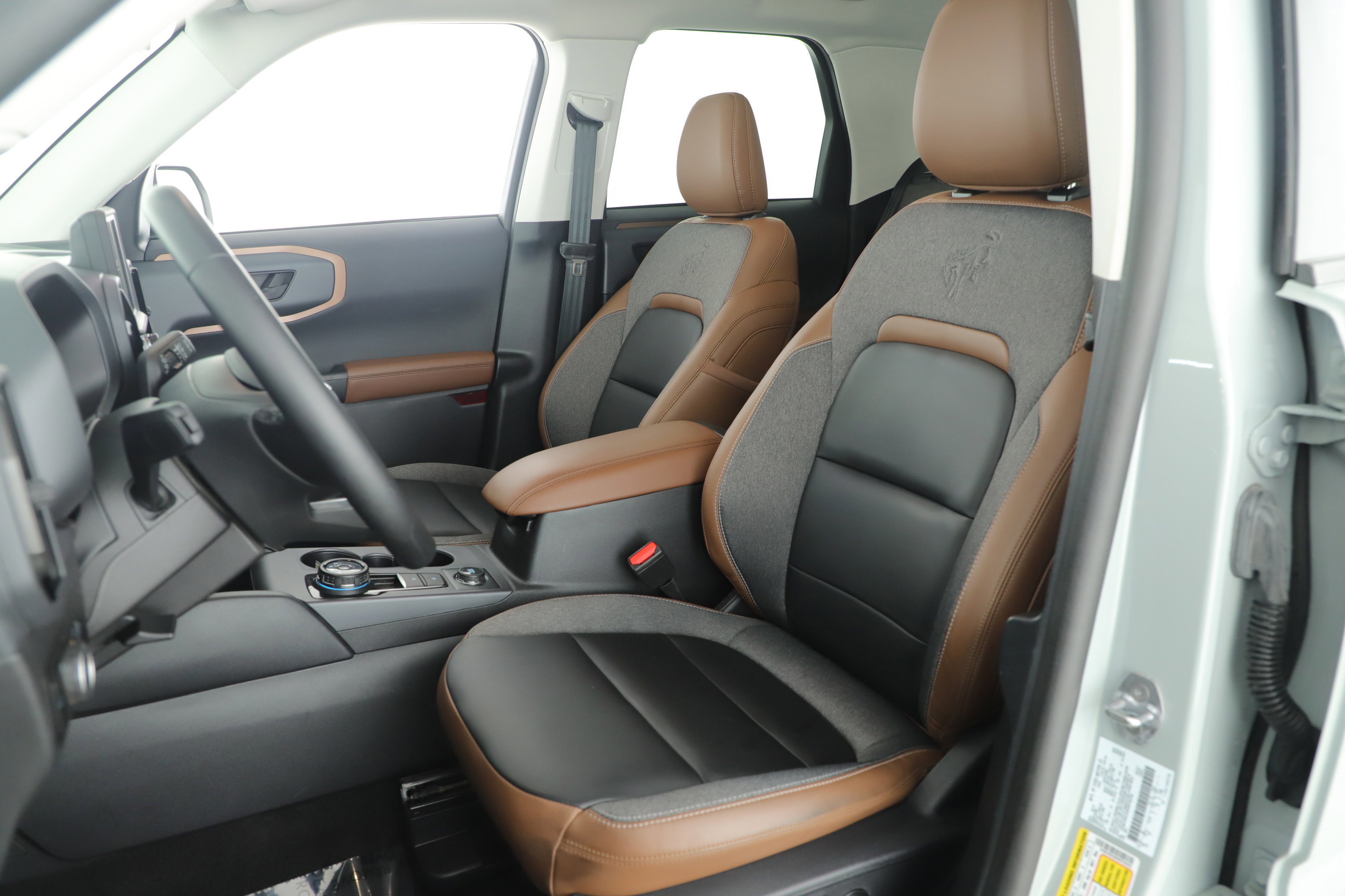 Certified 2024 Ford Bronco Sport Outer Banks image 7