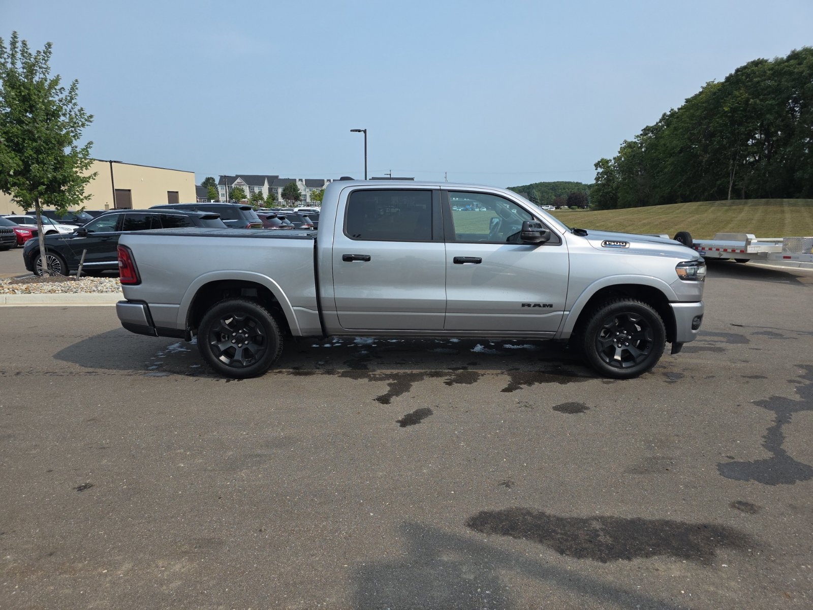 Used 2025 RAM 1500 Big Horn AWD/4WD image 8