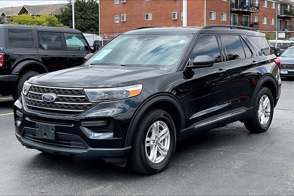 Certified 2022 Ford Explorer XLT AWD/4WD image 11