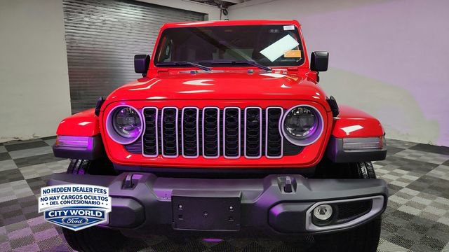 Used 2025 Jeep Wrangler Unlimited Sahara AWD/4WD image 3