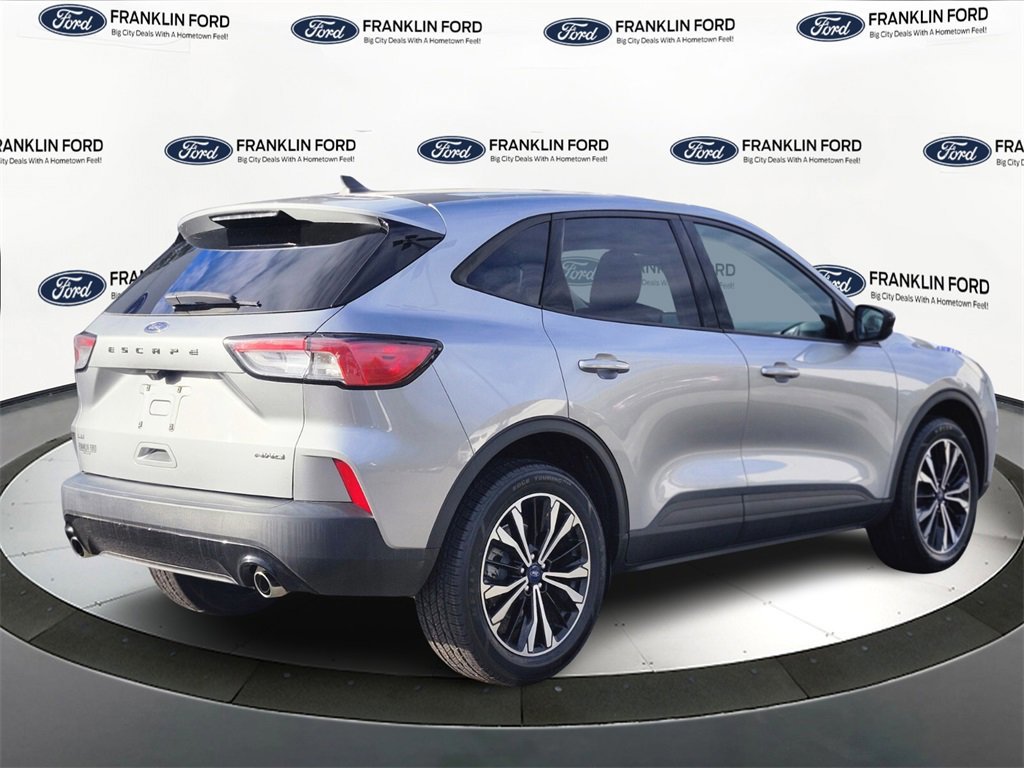 Certified 2021 Ford Escape SE w/ SE Sport Appearance Package image 5
