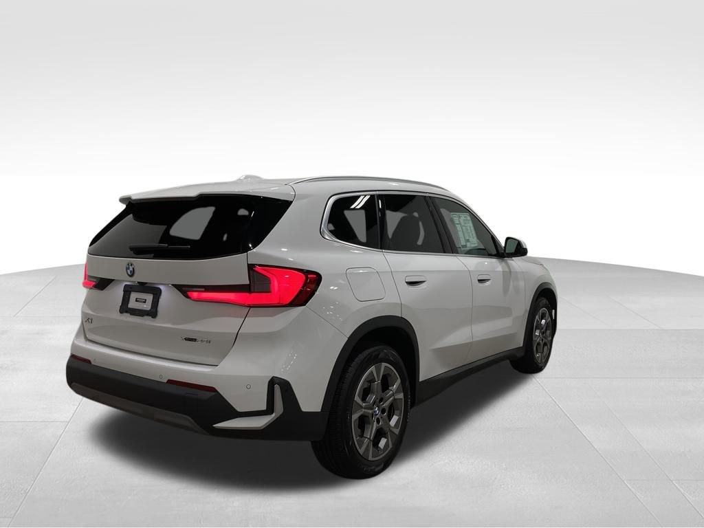 Used 2023 BMW X1 xDrive28i image 6