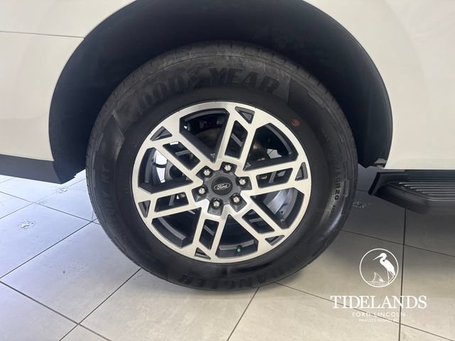 Certified 2025 Ford Expedition Active RWD image 34