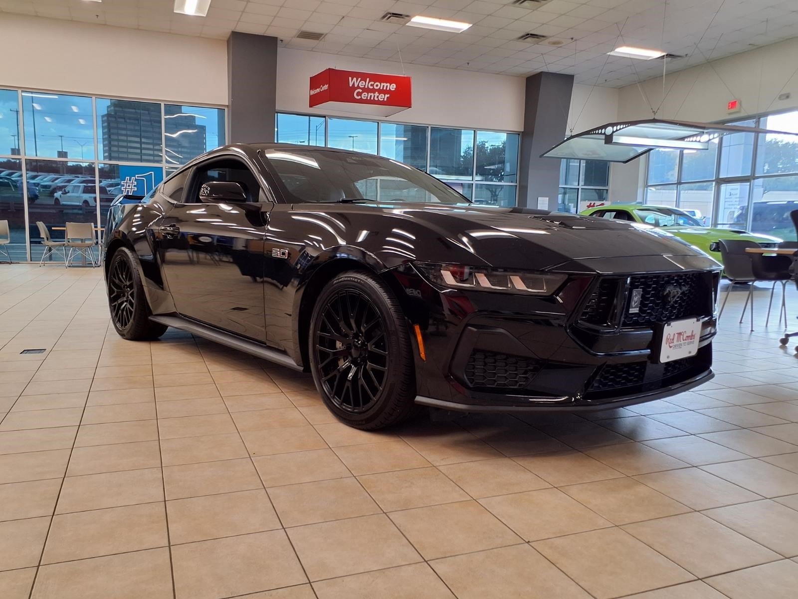 Certified 2025 Ford Mustang GT Premium RWD image 4