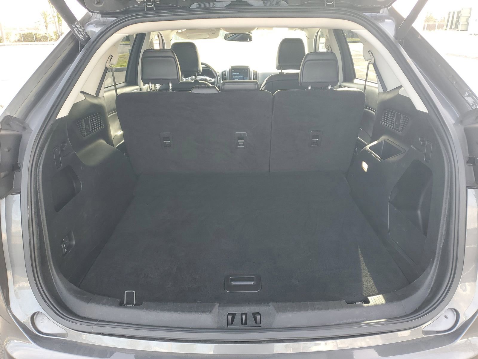 Certified 2022 Ford Edge SEL w/ Convenience Package image 8