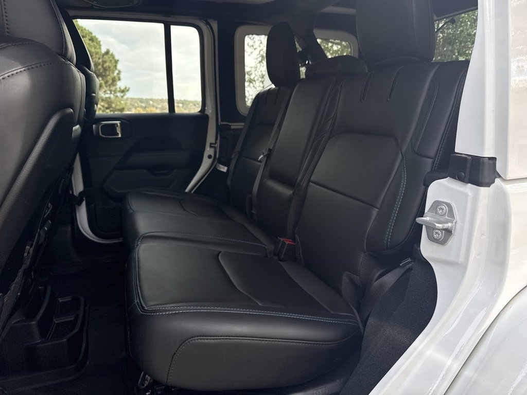 Used 2024 Jeep Wrangler Unlimited Rubicon 4xe image 22