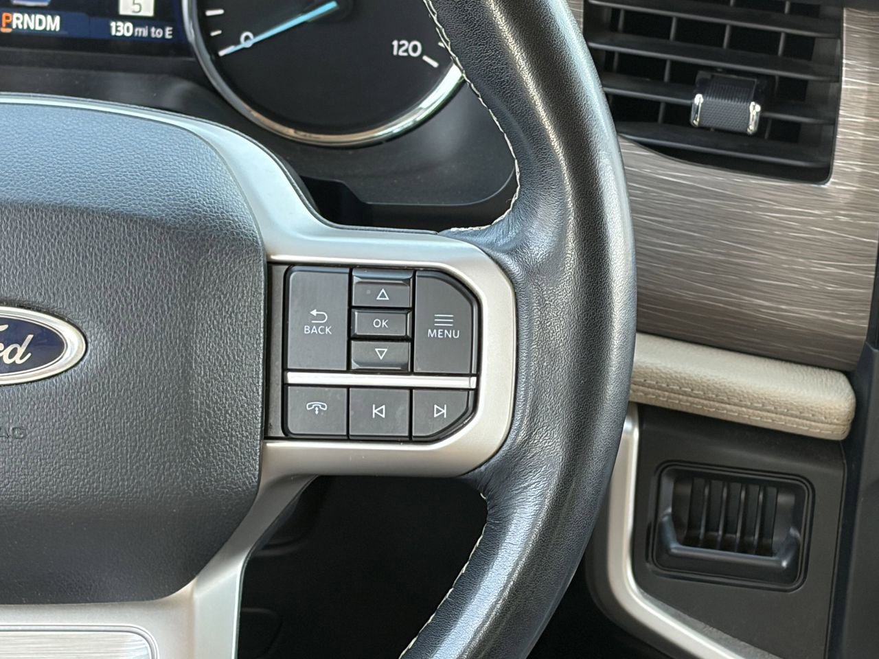 Certified 2024 Ford Expedition Limited AWD/4WD image 21