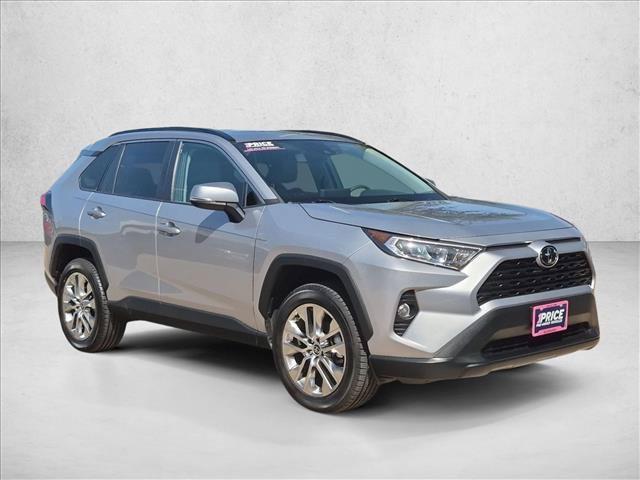 Used 2021 Toyota RAV4 XLE Premium FWD image 3