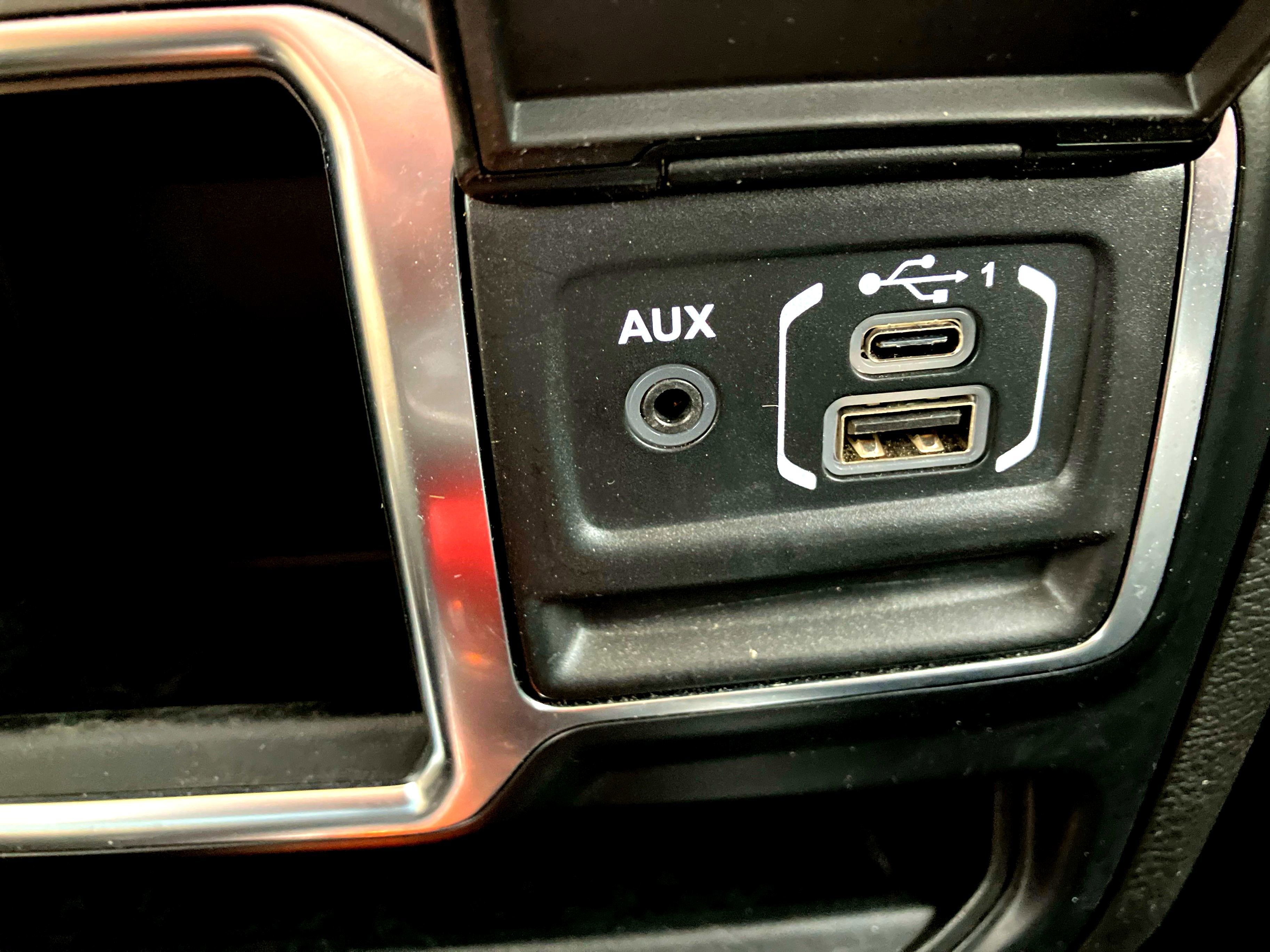 Used 2022 Jeep Wrangler Unlimited Sport image 25