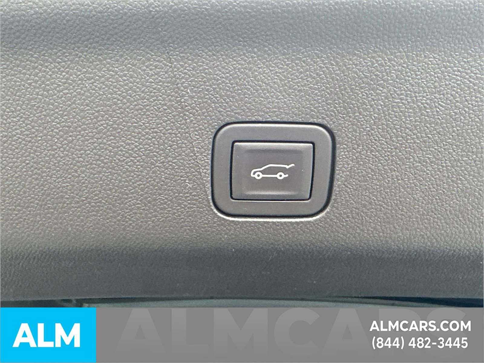 Used 2025 Chevrolet Tahoe LT AWD/4WD image 22
