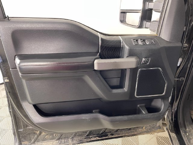 Certified 2018 Ford F150 Platinum w/ Equipment Group 701A Luxury AWD/4WD image 11