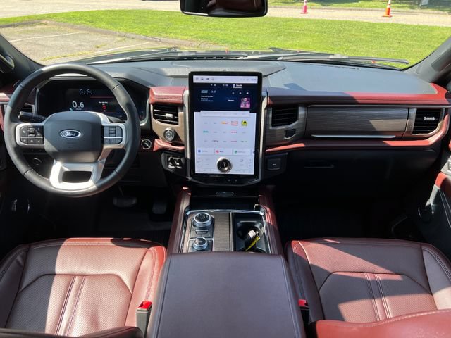 Certified 2023 Ford Expedition Limited AWD/4WD image 36