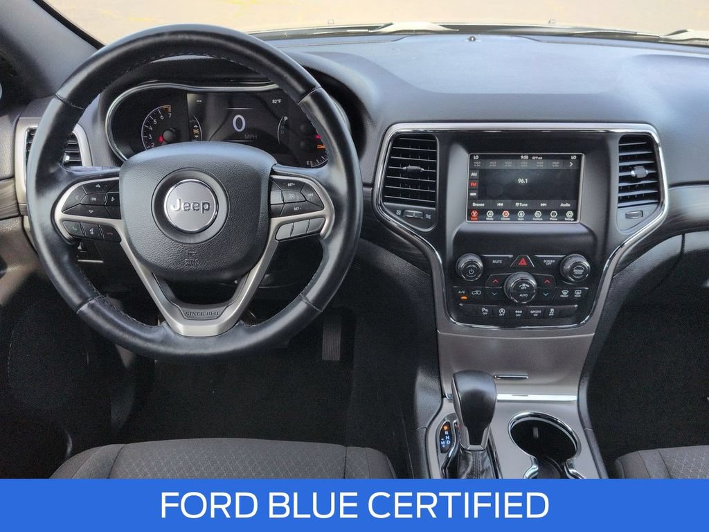 Used 2021 Jeep Grand Cherokee Laredo AWD/4WD image 23