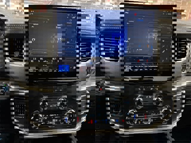 Certified 2024 Ford Expedition Max XLT image 8