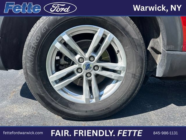 Certified 2022 Ford Explorer XLT w/ Class IV Trailer Tow Package AWD/4WD image 7