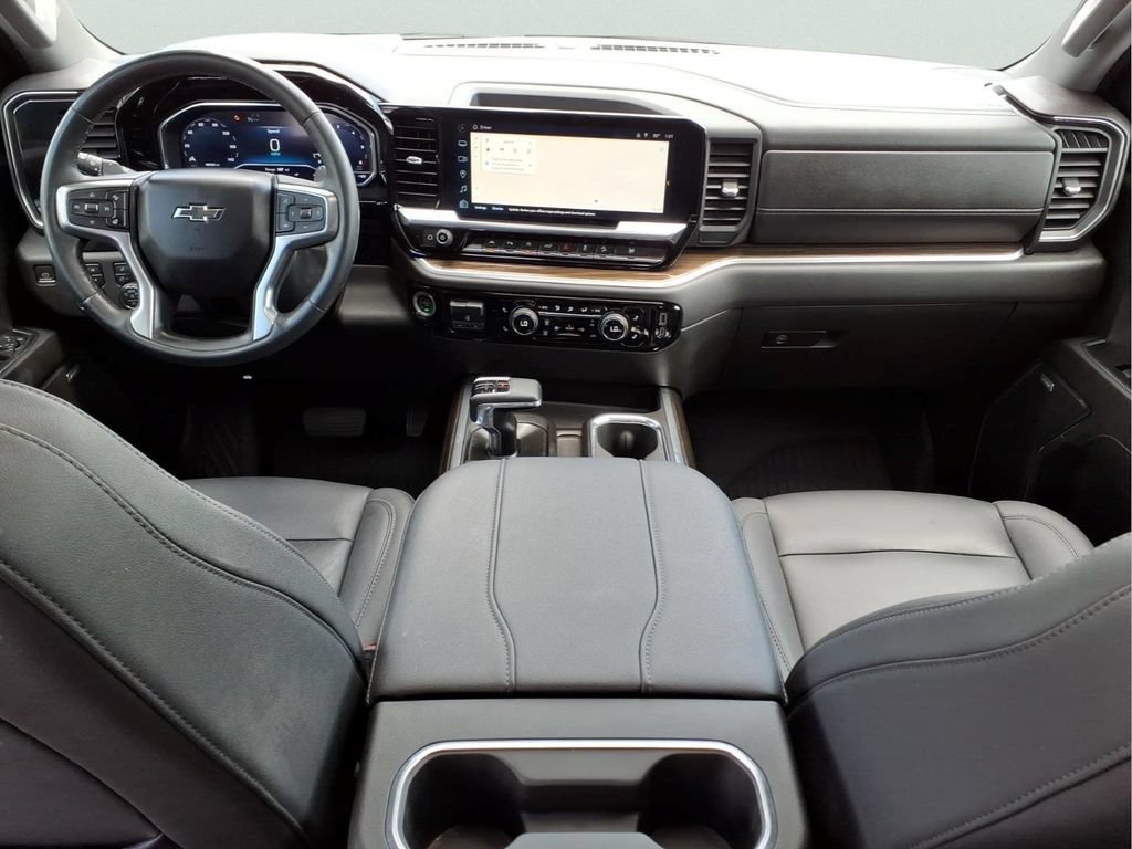 Used 2023 Chevrolet Silverado 1500 RST AWD/4WD image 13