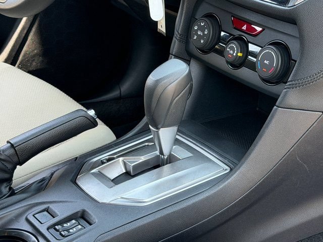 Used 2018 Subaru Impreza 2.0i Premium w/ Eyesight & BSD & Rcta AWD/4WD image 22