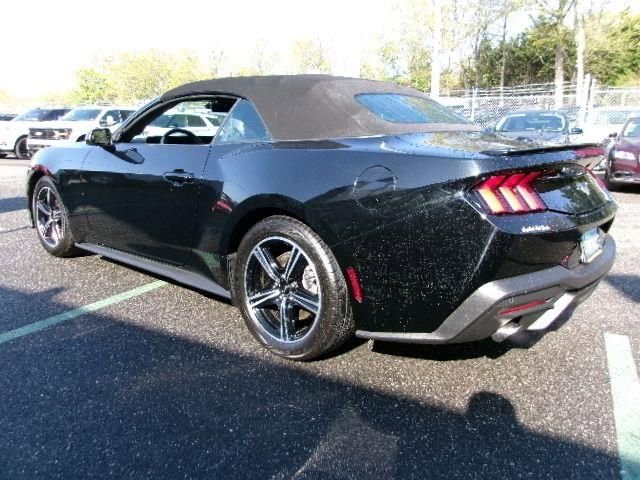 Certified 2025 Ford Mustang Premium RWD image 7