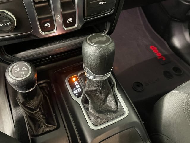 Used 2021 Jeep Wrangler Sport AWD/4WD image 11