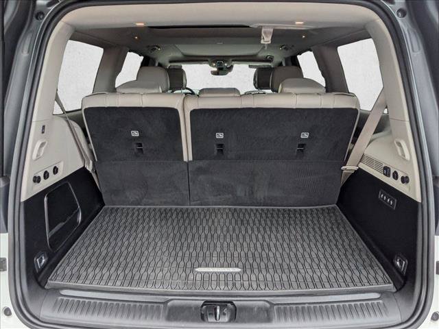 Used 2022 Jeep Wagoneer Series III w/ Premium Group I RWD image 6